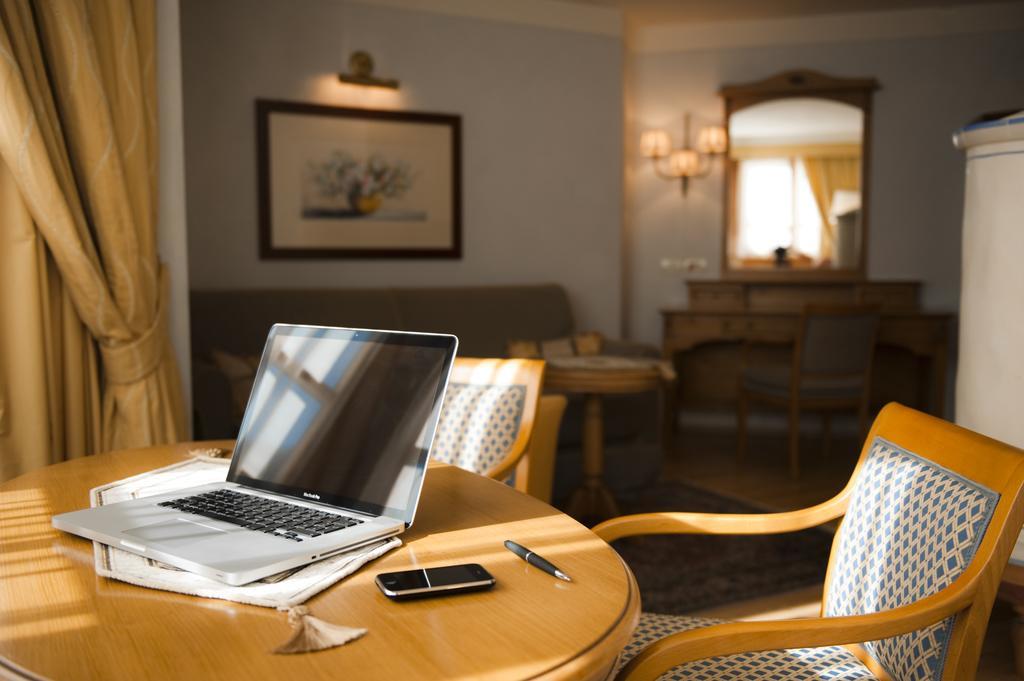 Alpen Suite Hotel Madonna Extérieur photo