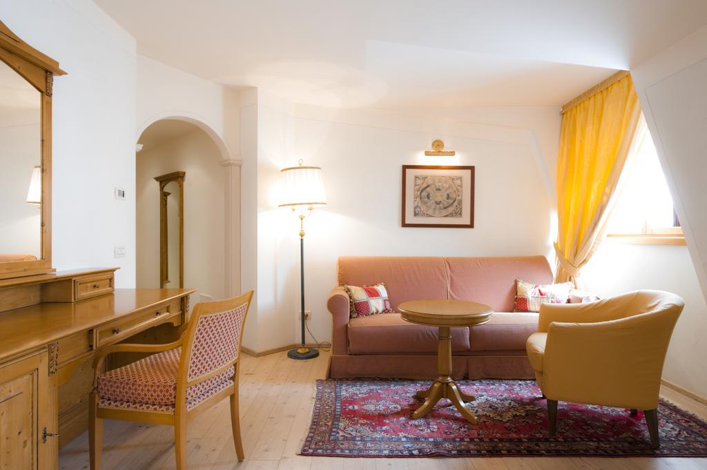 Alpen Suite Hotel Madonna Extérieur photo