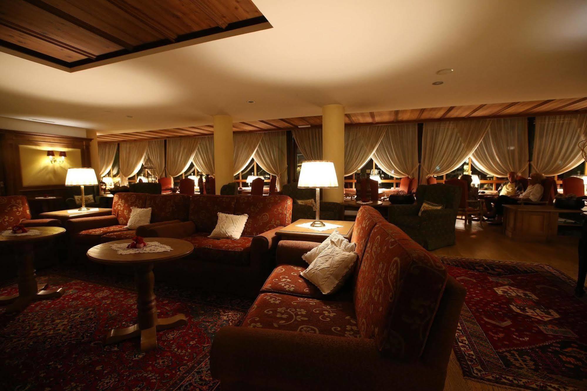 Alpen Suite Hotel Madonna Extérieur photo