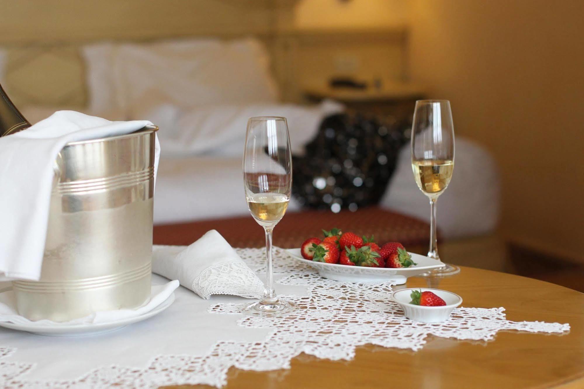Alpen Suite Hotel Madonna Extérieur photo